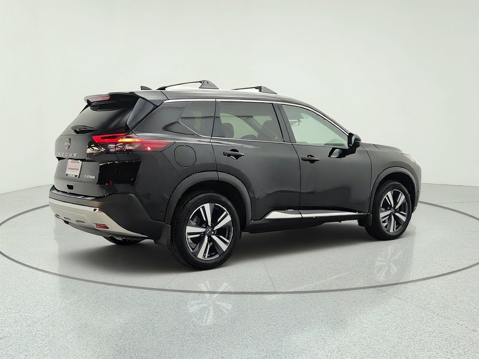 Used 2023 Nissan Rogue Platinum w/ Platinum Premium Package FWD image 5