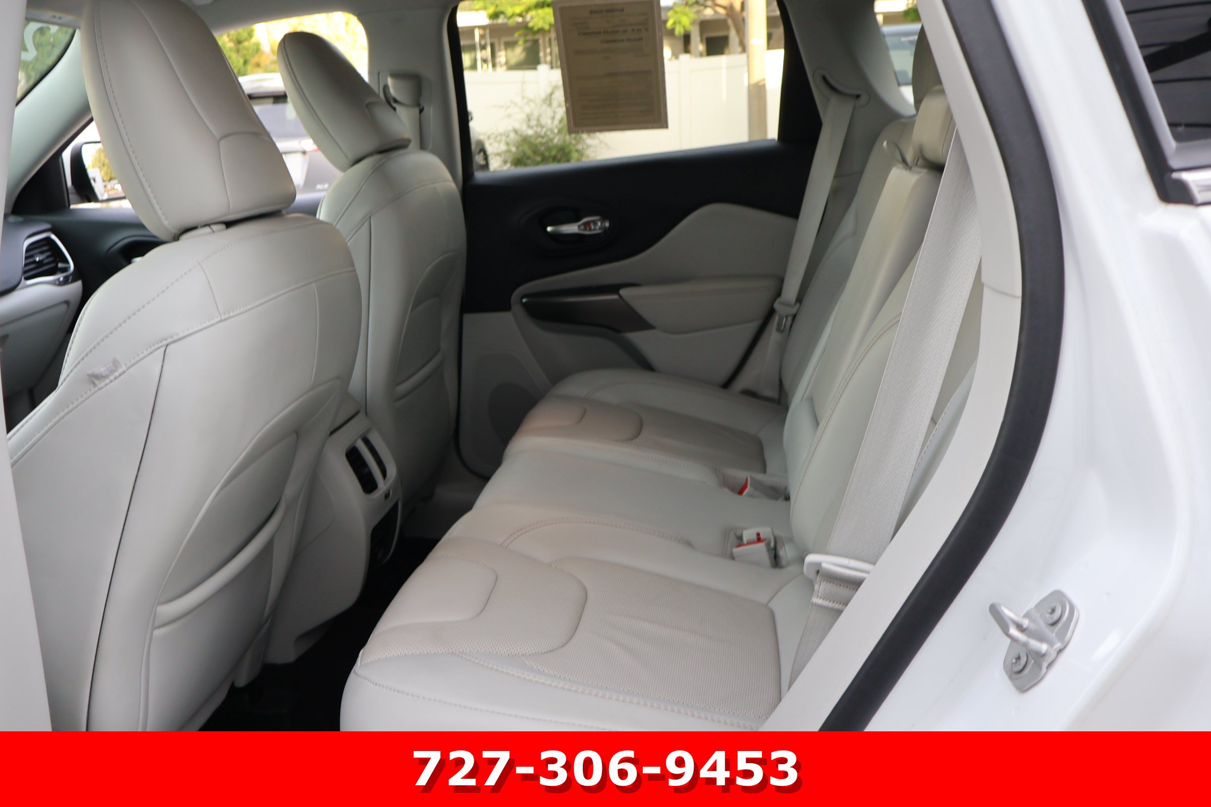 Used 2020 Jeep Cherokee Limited AWD/4WD image 17