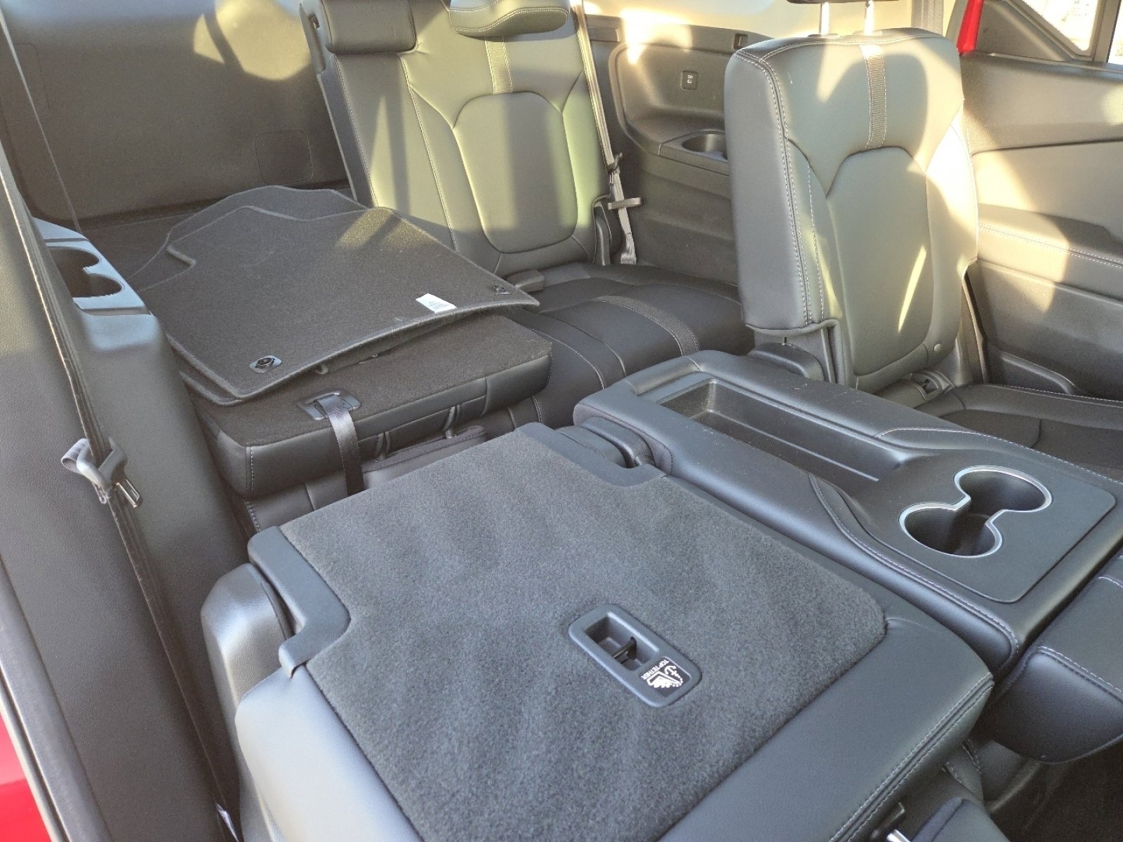 Used 2025 Honda Pilot EX-L image 22