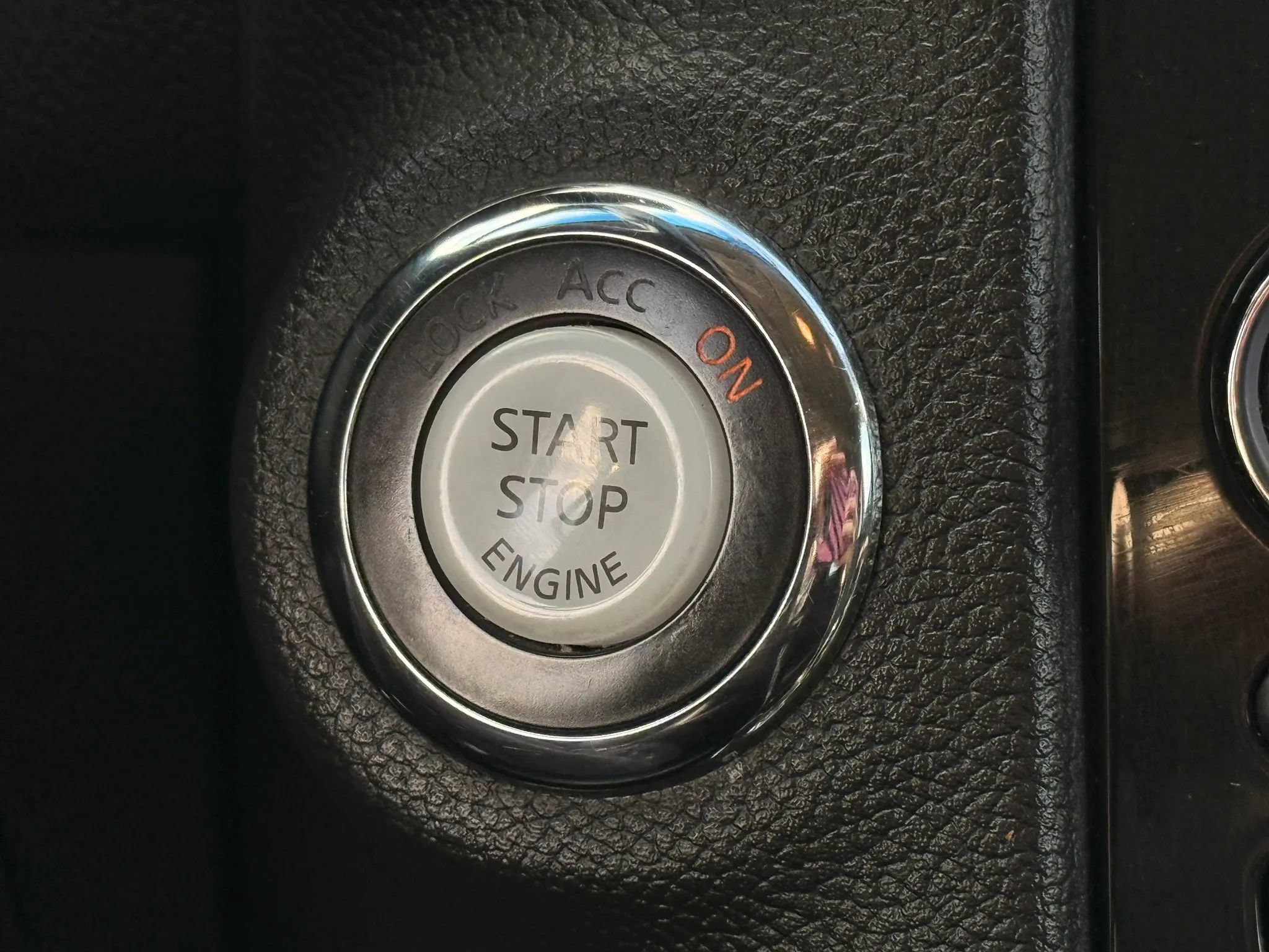 Used 2017 INFINITI QX70 AWD image 26