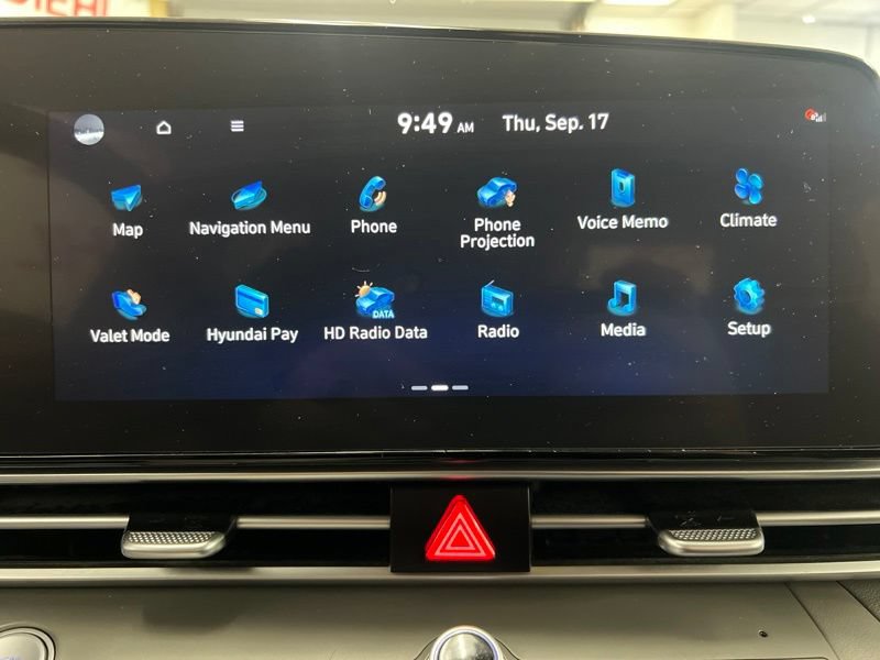 Used 2023 Hyundai Elantra SEL w/ Convenience Package FWD image 26