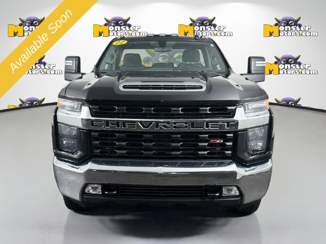 Used 2022 Chevrolet Silverado 2500 LT w/ Convenience Package AWD/4WD image 2