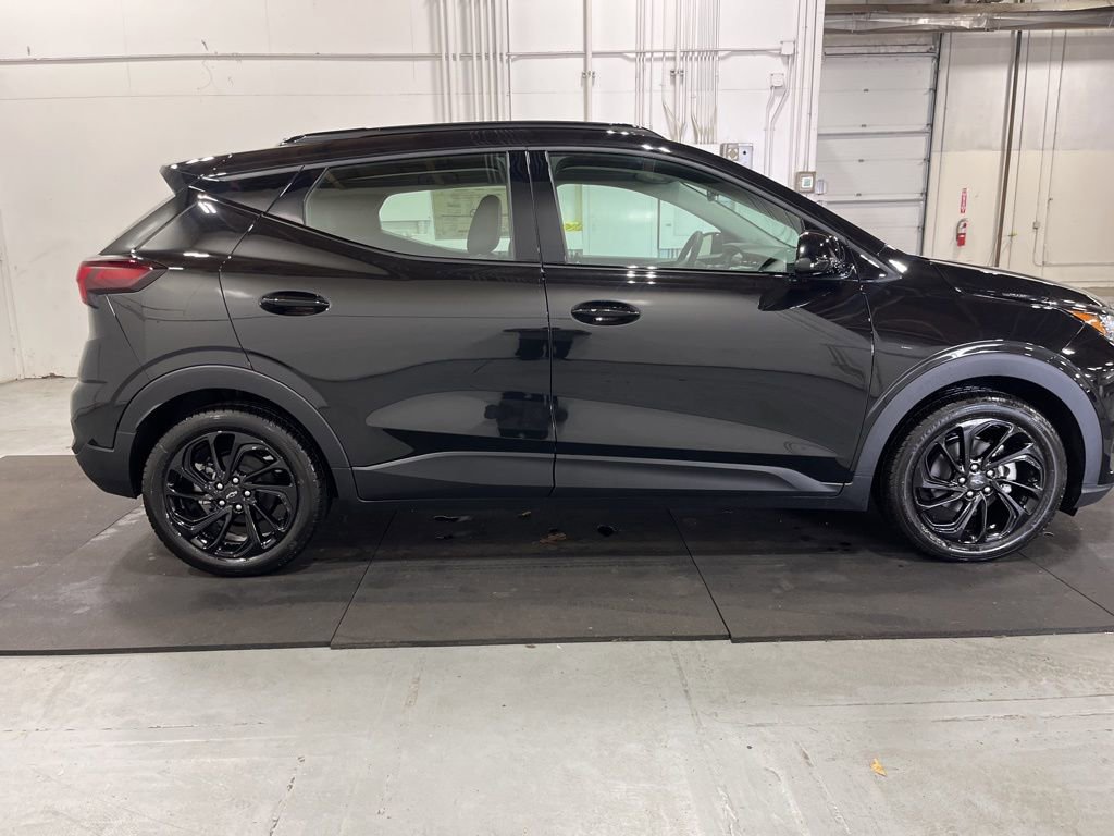 New 2027 Chevrolet Bolt RS FWD image 10