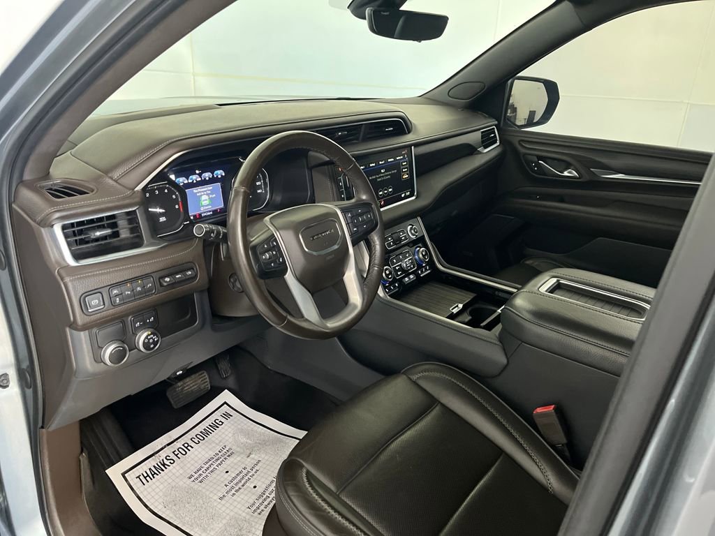 Used 2021 GMC Yukon Denali w/ Denali Premium Package image 39