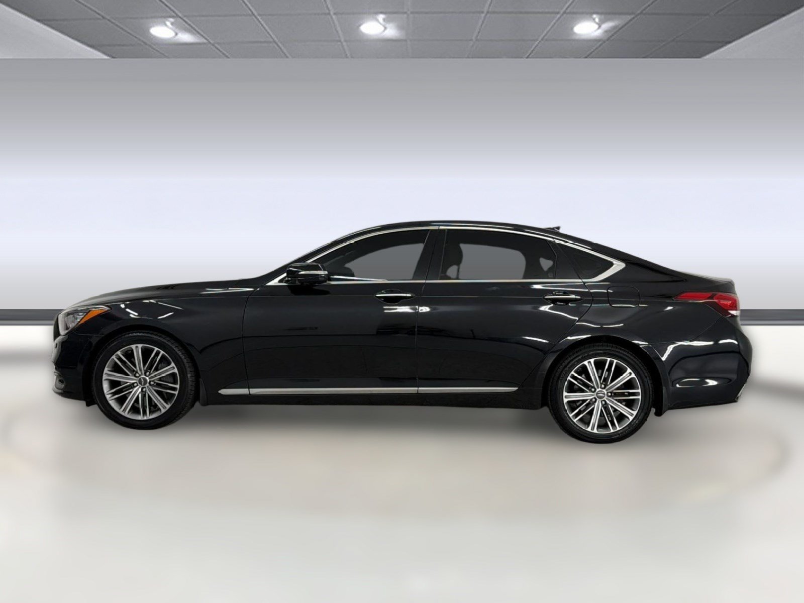Used 2018 Genesis G80 3.8 AWD/4WD image 2