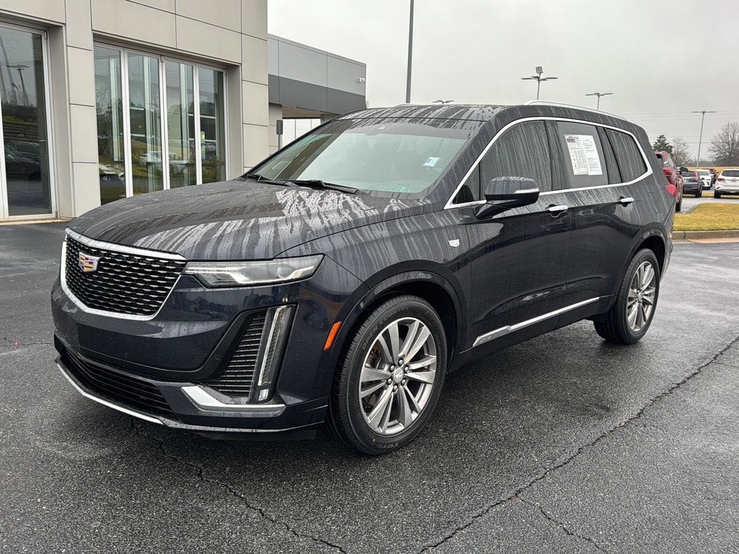 Used 2021 Cadillac XT6 Premium Luxury image 1