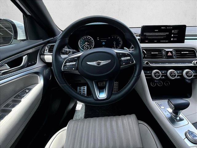 Used 2023 Genesis G70 2.0T w/ Sport Prestige Package RWD image 7