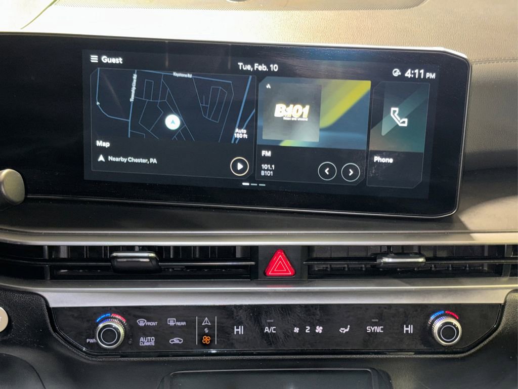 Used 2024 Kia Sorento S image 23