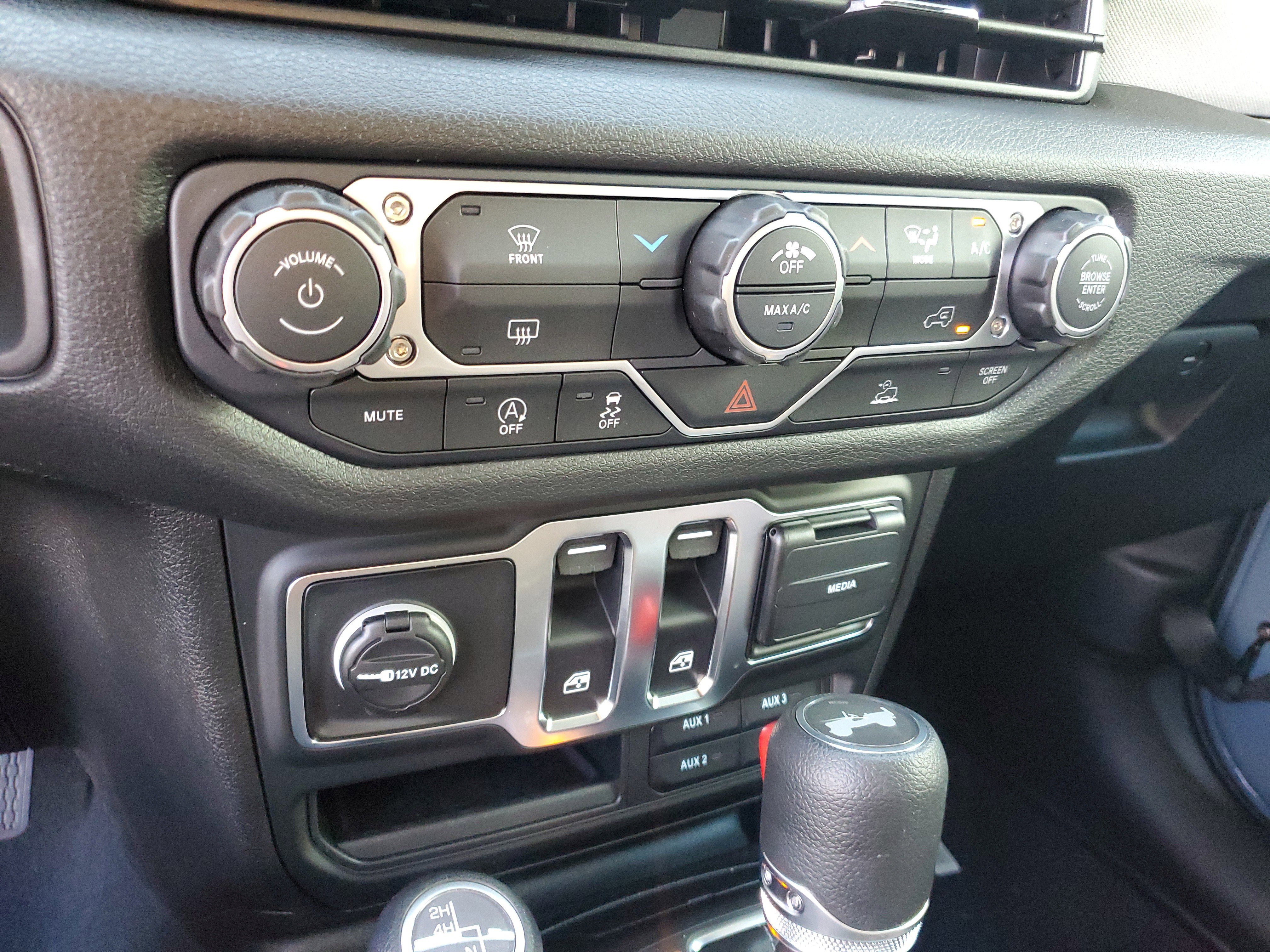 New 2026 Jeep Wrangler Sport AWD/4WD image 17