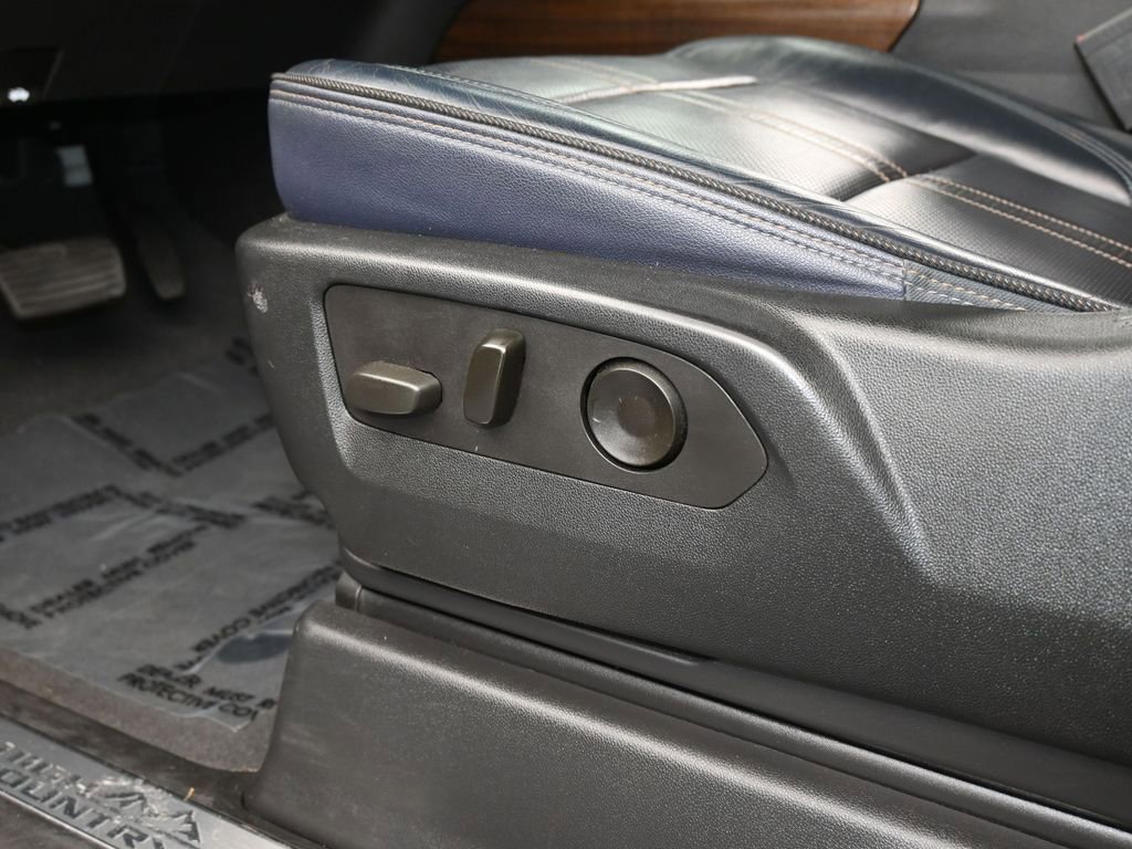 Used 2022 Chevrolet Silverado 1500 High Country image 12