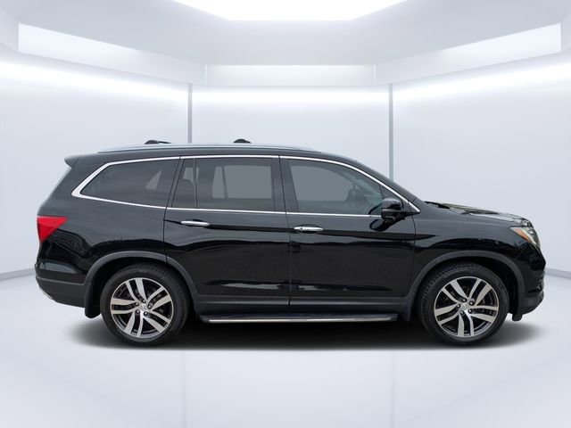 Used 2018 Honda Pilot Touring image 2