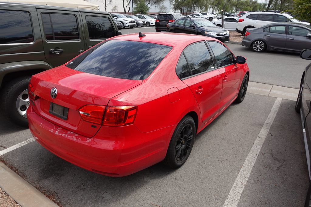 Used 2014 Volkswagen Jetta SE FWD image 3