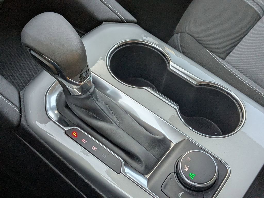 Used 2025 Chevrolet Blazer LT image 18