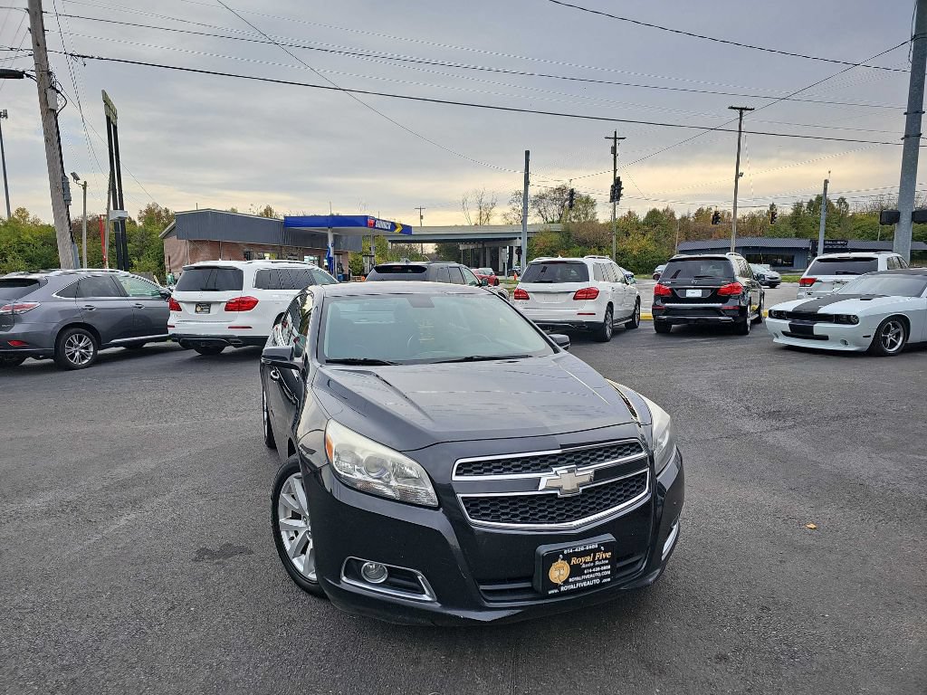 Used 2013 Chevrolet Malibu LT FWD image 2