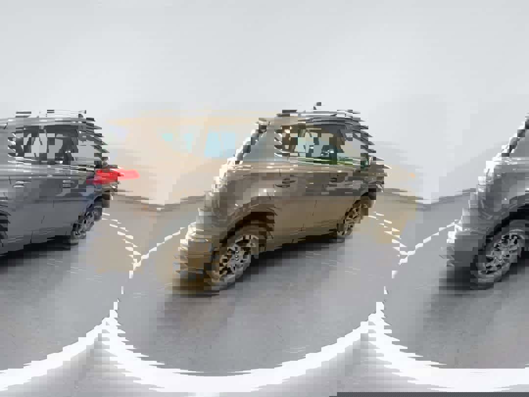 Used 2018 Toyota RAV4 LE w/ All Weather Liner Package image 9