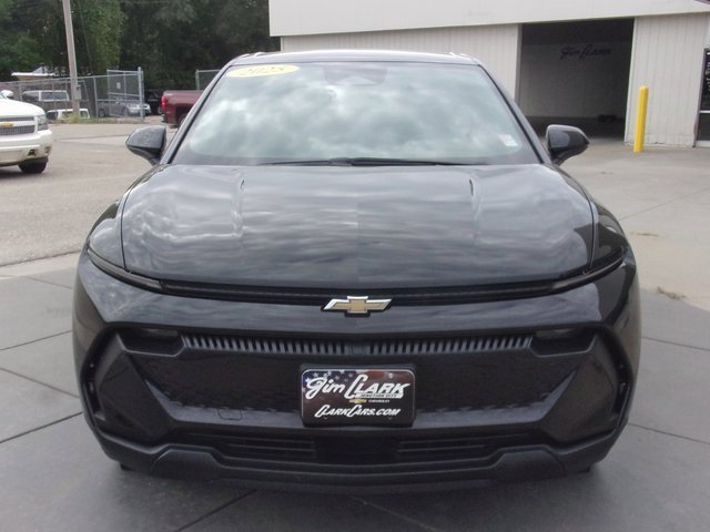 Used 2025 Chevrolet Equinox EV LT image 14