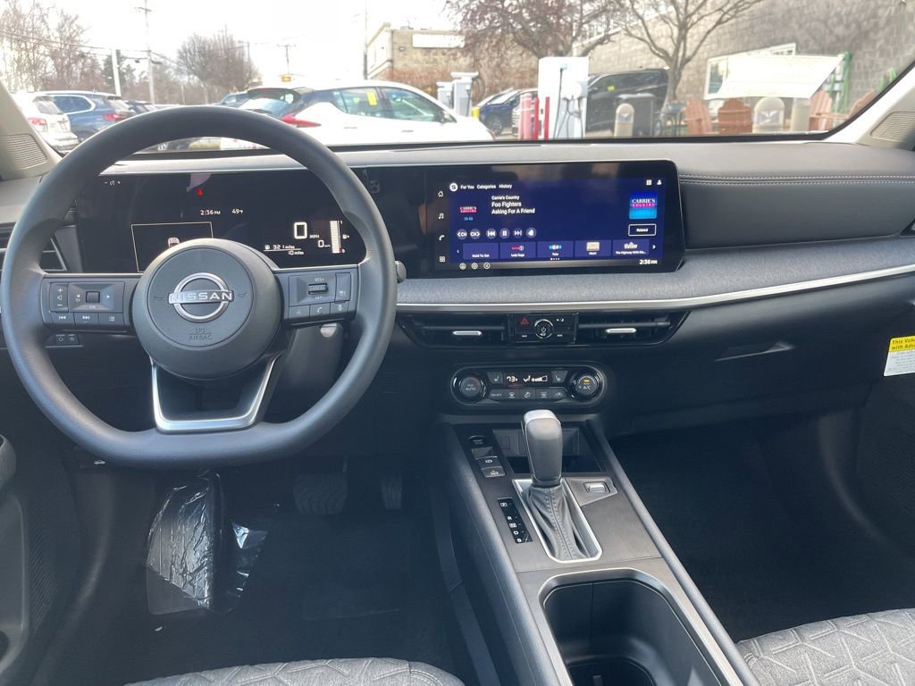 New 2026 Nissan Kicks SV w/ SV Premium Package image 14