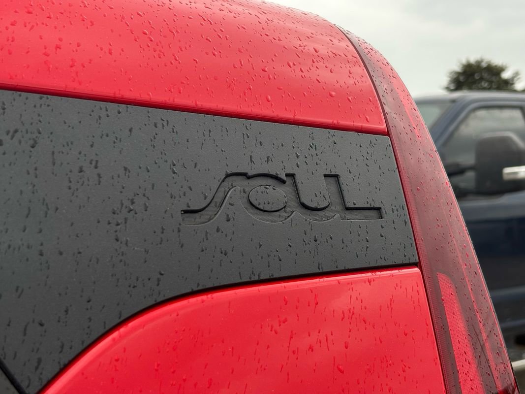Used 2020 Kia Soul LX FWD image 3