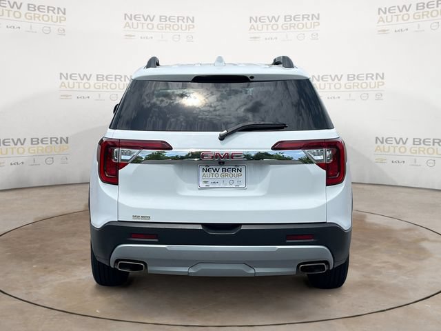 Used 2023 GMC Acadia SLT FWD image 4