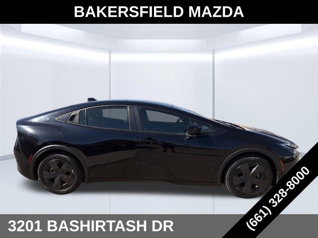 Used 2025 Toyota Prius LE FWD image 6