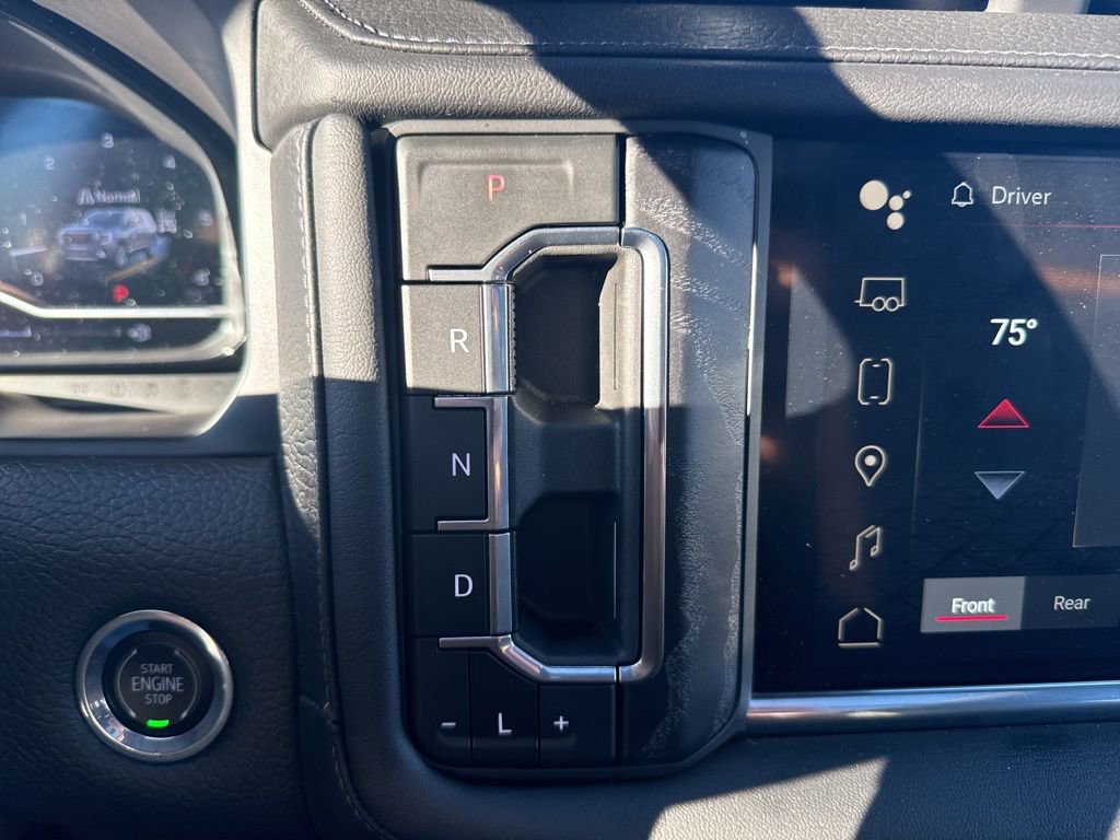 Used 2023 GMC Yukon Denali w/ Denali Reserve Package image 21