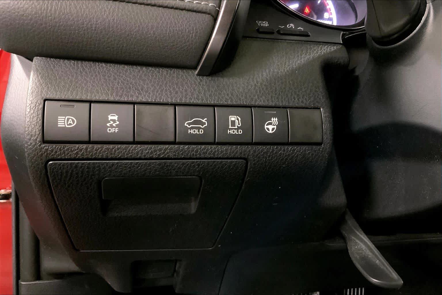 Used 2023 Toyota Camry SE w/ Cold Weather Package AWD/4WD image 35
