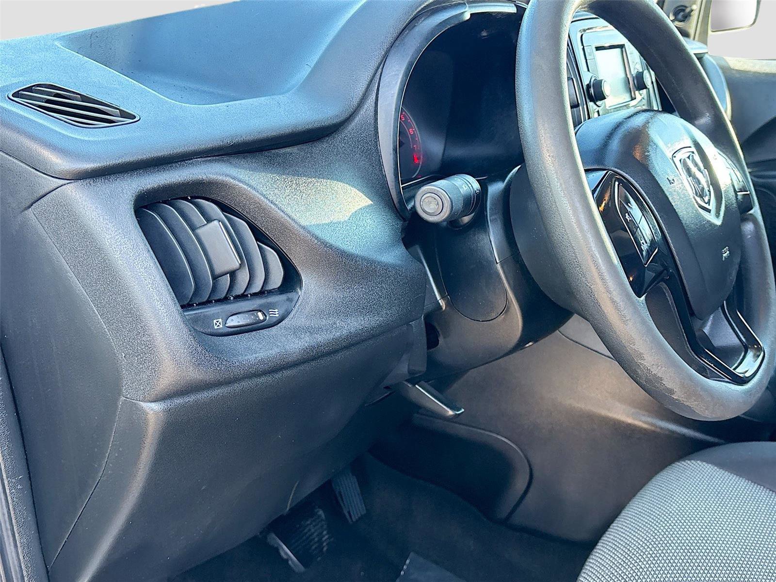 Used 2019 RAM ProMaster City Tradesman FWD image 10