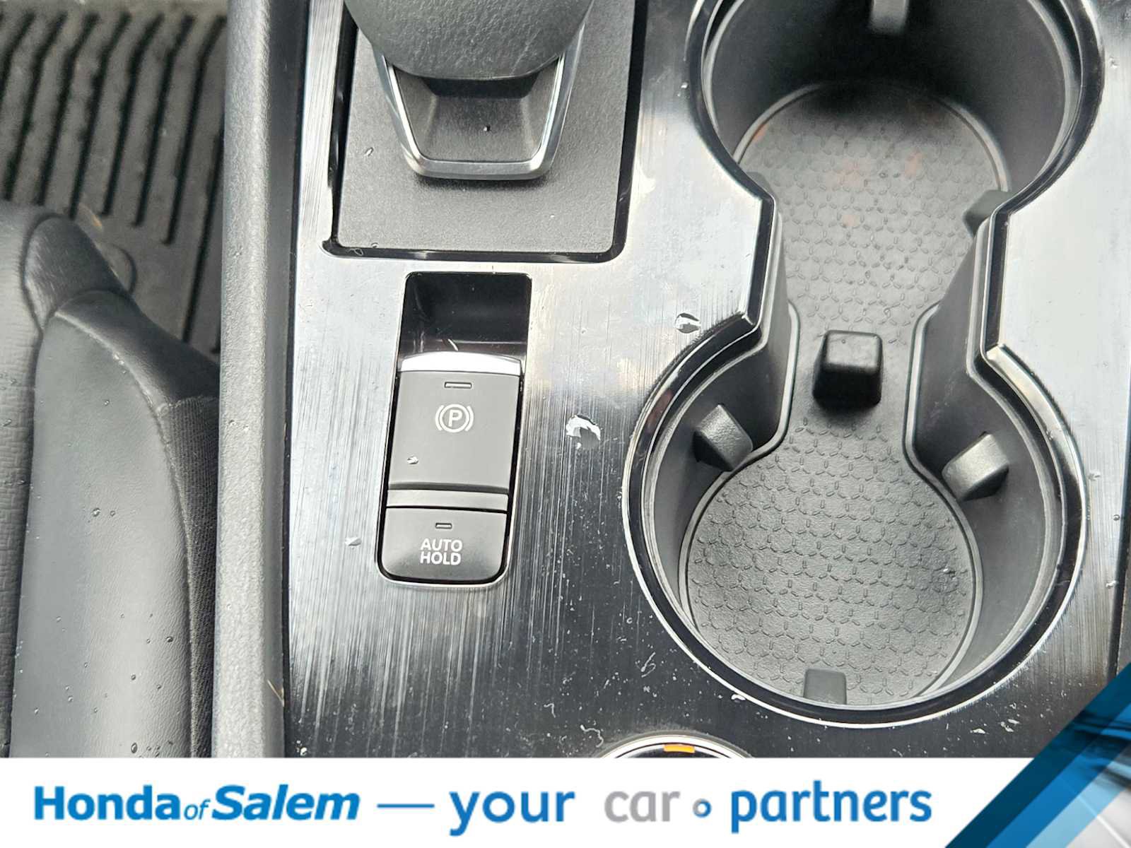 Used 2023 Nissan Rogue SV w/ SV Premium Package image 17