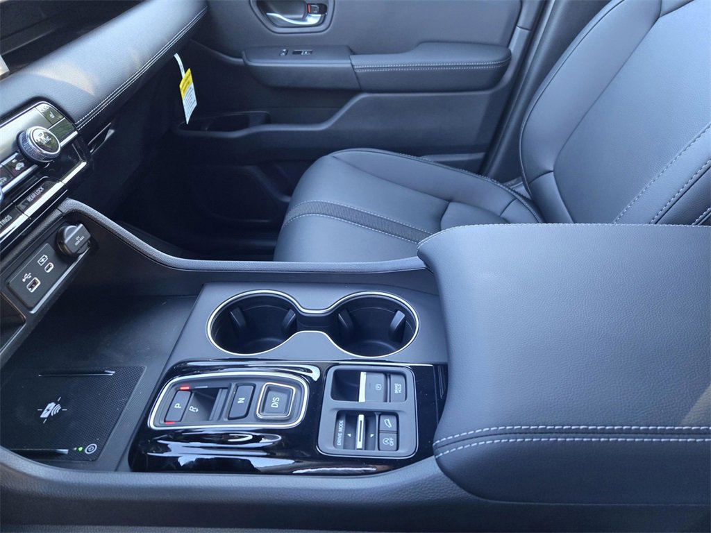 New 2025 Honda Pilot Touring image 24