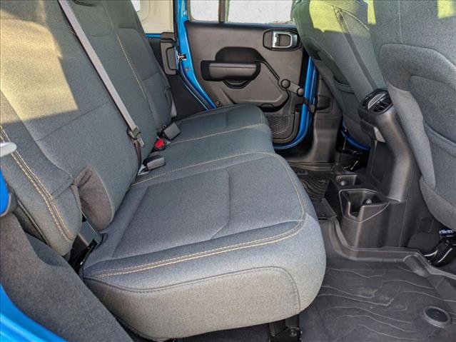 Used 2024 Jeep Wrangler Sport image 19