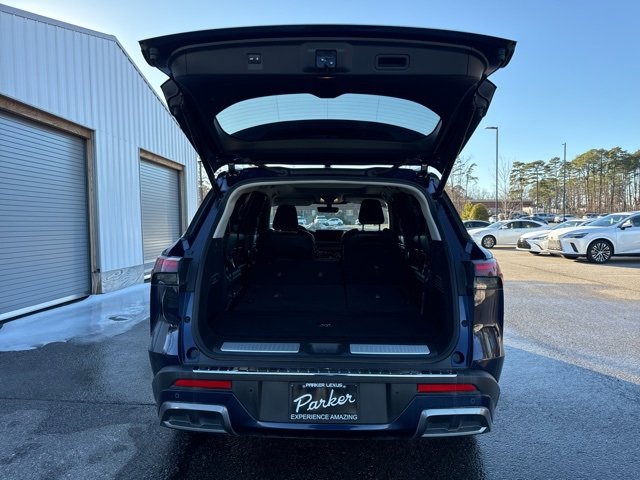 Used 2023 INFINITI QX60 Sensory w/ Cargo Package image 25