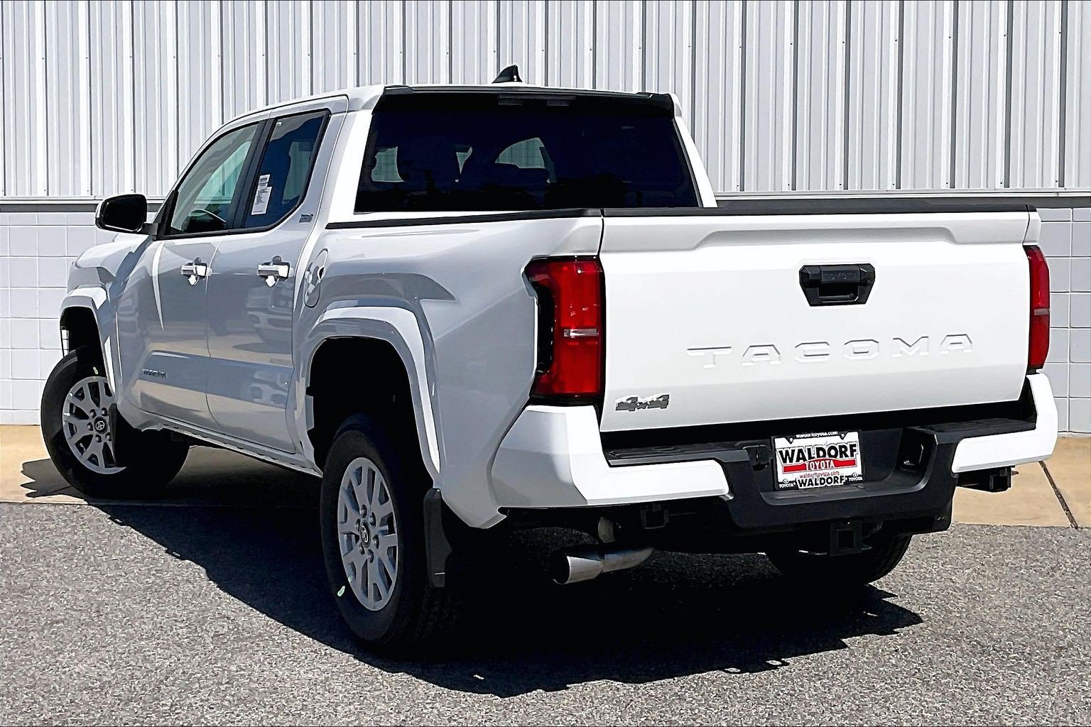 New 2026 Toyota Tacoma SR5 AWD/4WD image 3