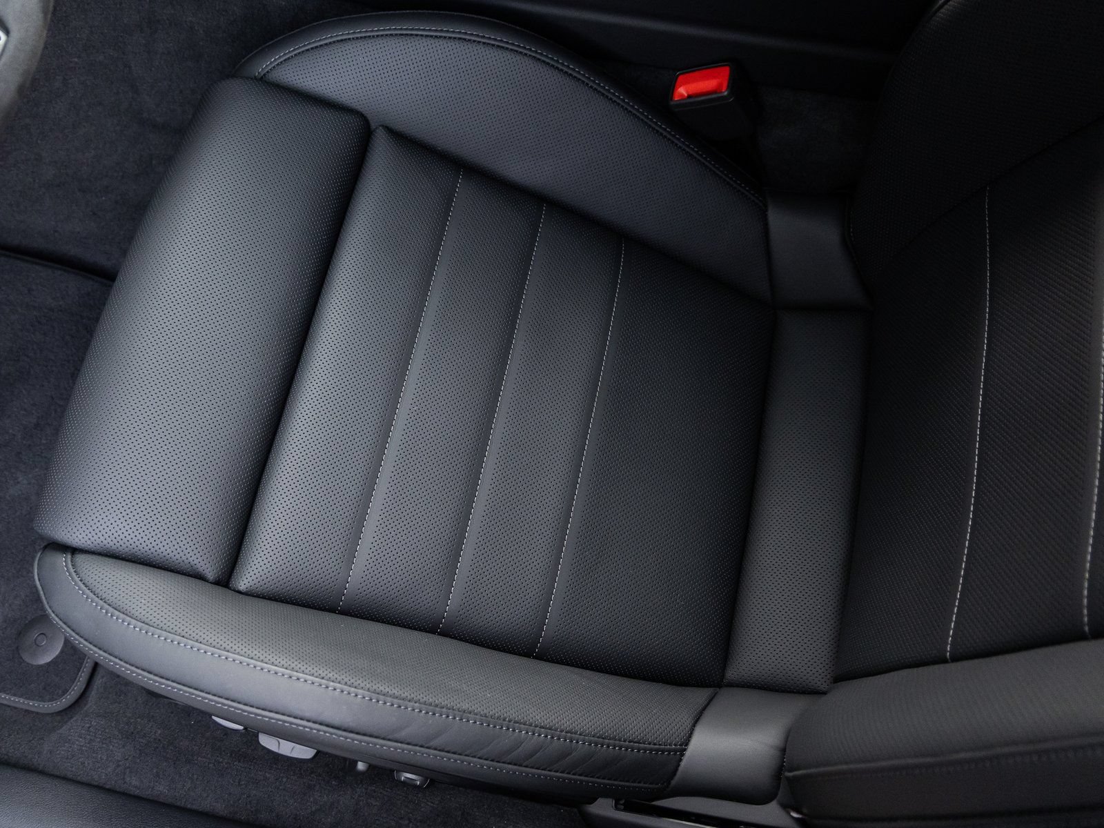 Certified 2026 Porsche Panamera RWD image 27