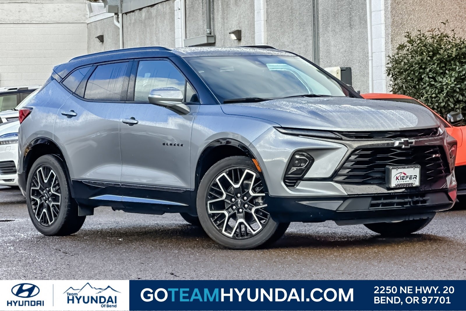 Used 2023 Chevrolet Blazer RS image 1