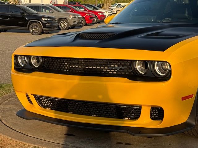 Used 2017 Dodge Challenger SRT Hellcat image 10