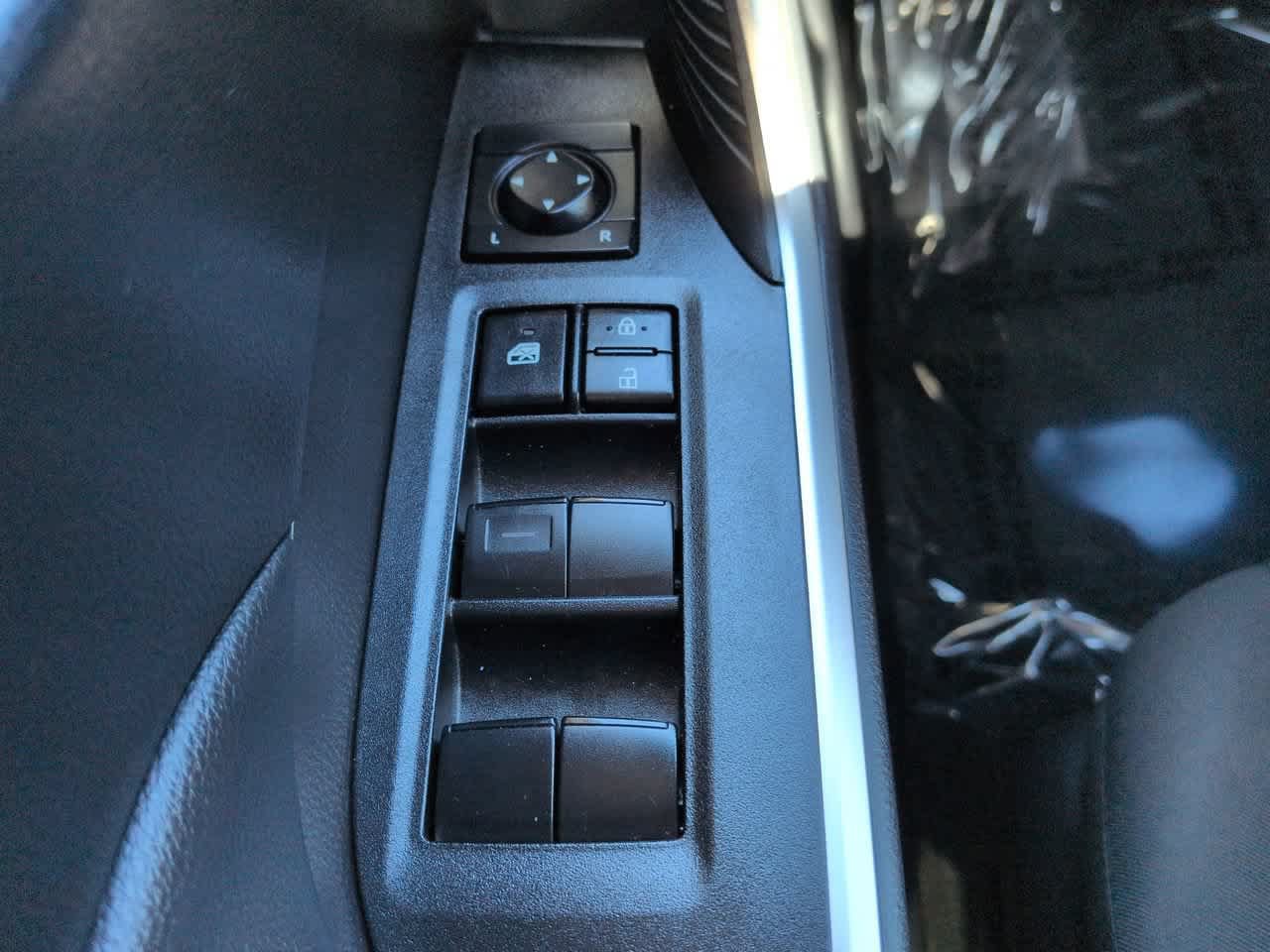 Certified 2023 Toyota RAV4 LE FWD image 21