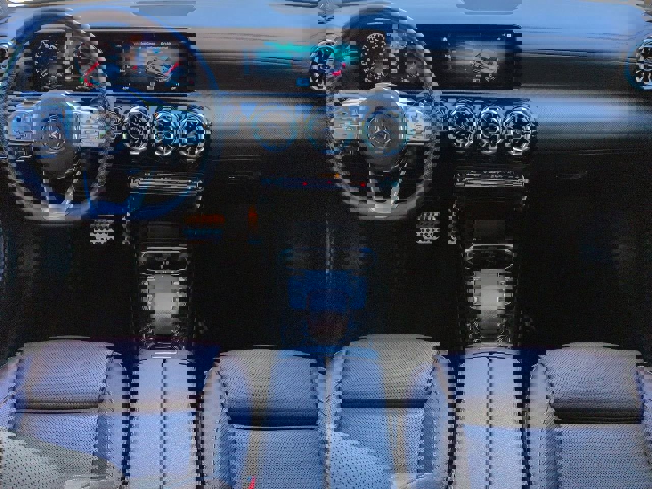 Used 2023 Mercedes-Benz CLA 250 image 22