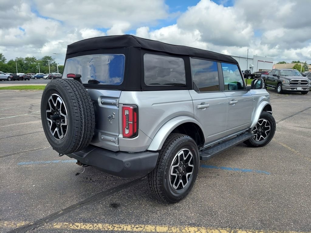 Used 2023 Ford Bronco Outer Banks image 13