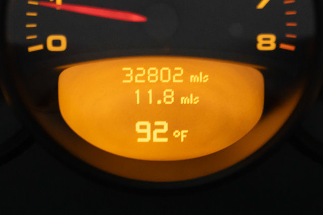 Used 2004 Porsche 911 Targa RWD image 71