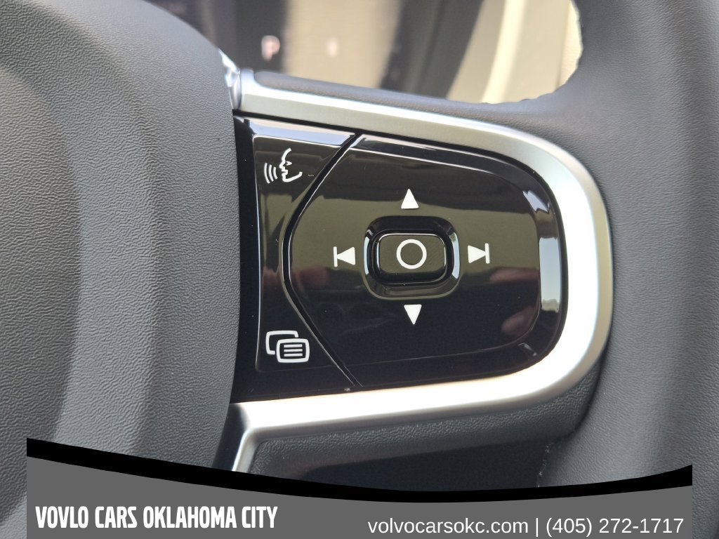 New 2026 Volvo XC60 B5 Core AWD/4WD image 24