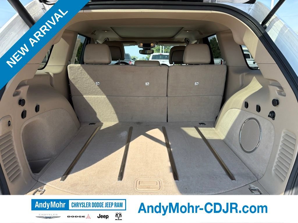Used 2017 Jeep Grand Cherokee Overland AWD/4WD image 18