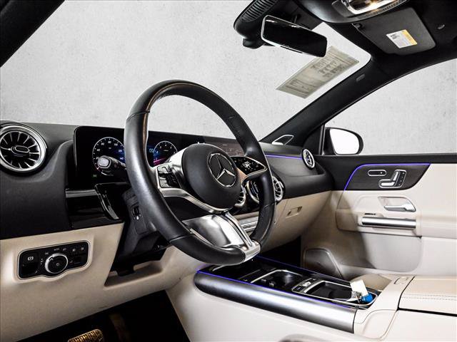 Certified 2025 Mercedes-Benz GLA 250 4MATIC image 10