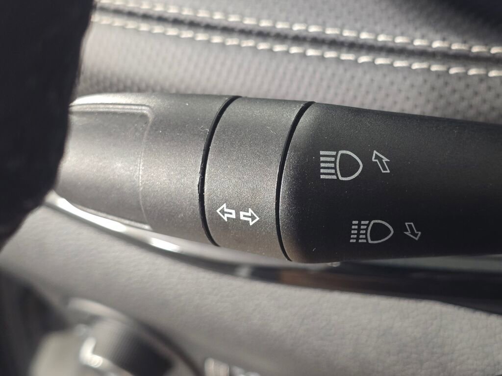 Used 2023 Jeep Compass Altitude image 24