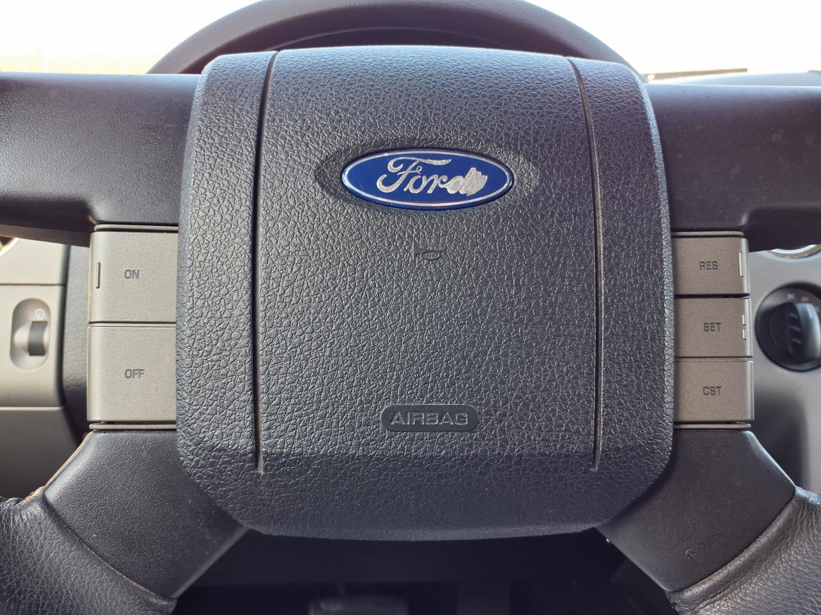 Used 2005 Ford F150 XLT AWD/4WD image 14