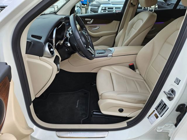 Used 2022 Mercedes-Benz GLC 300 4MATIC image 13