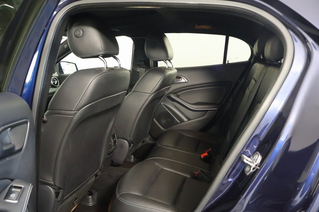 Used 2018 Mercedes-Benz GLA 250 image 11