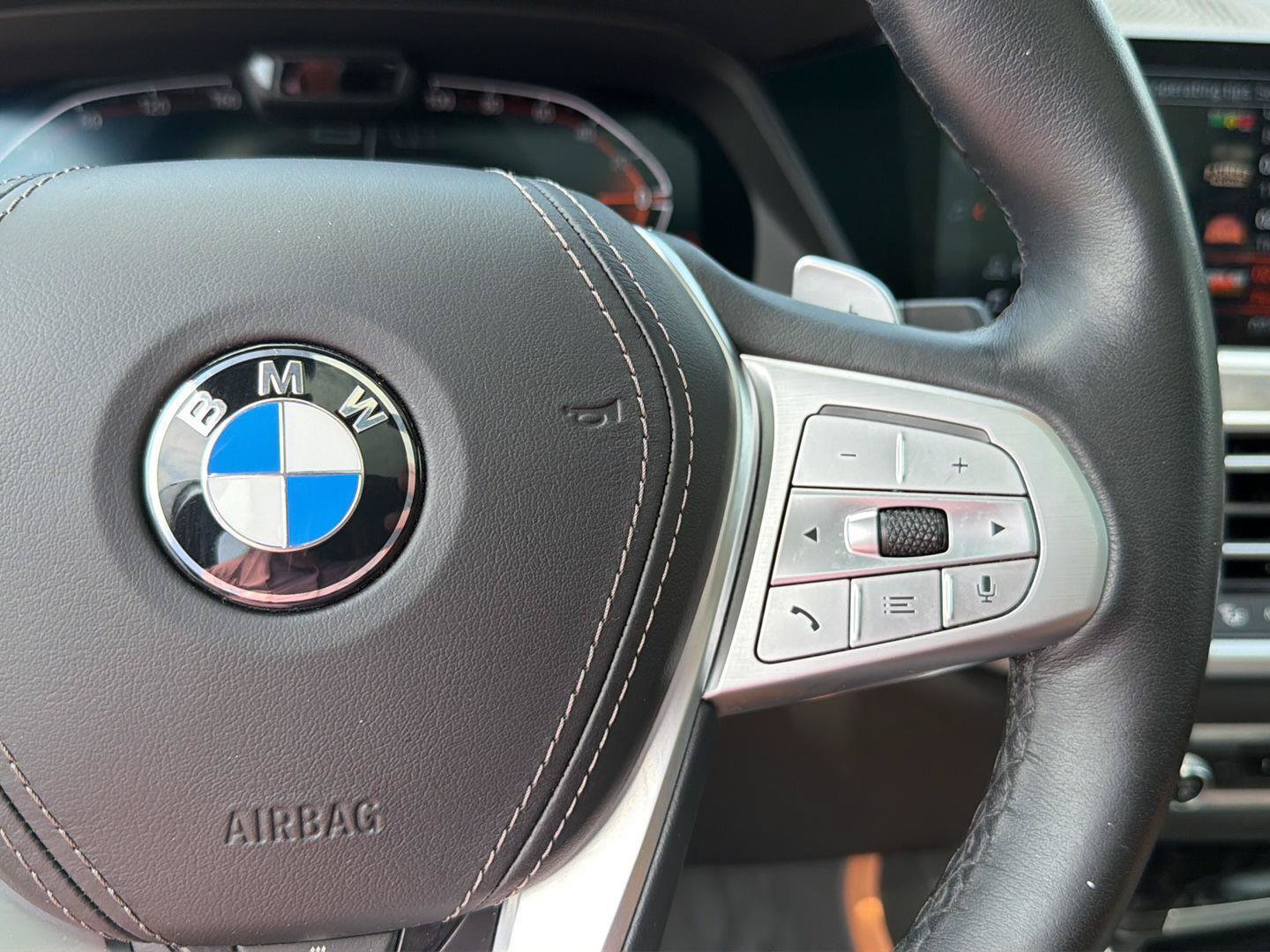 Used 2022 BMW X7 xDrive40i w/ Executive Package AWD/4WD image 23