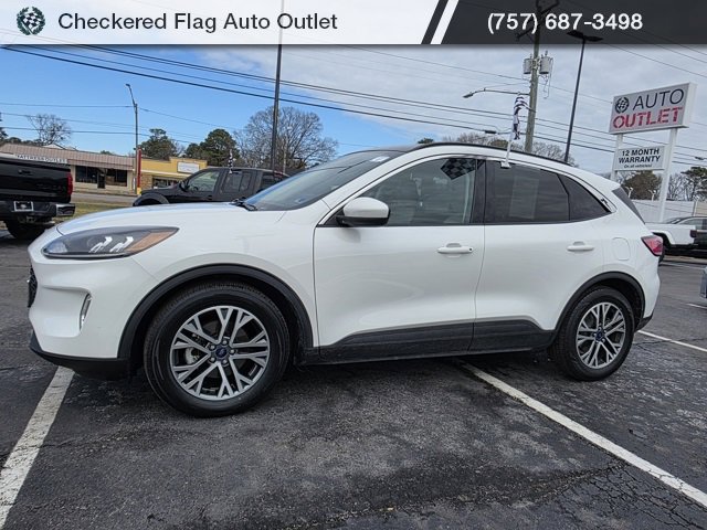 Used 2021 Ford Escape SEL w/ Technology Package image 2