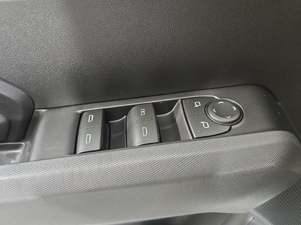 New 2026 Chevrolet Colorado LT w/ LT Convenience Package AWD/4WD image 24