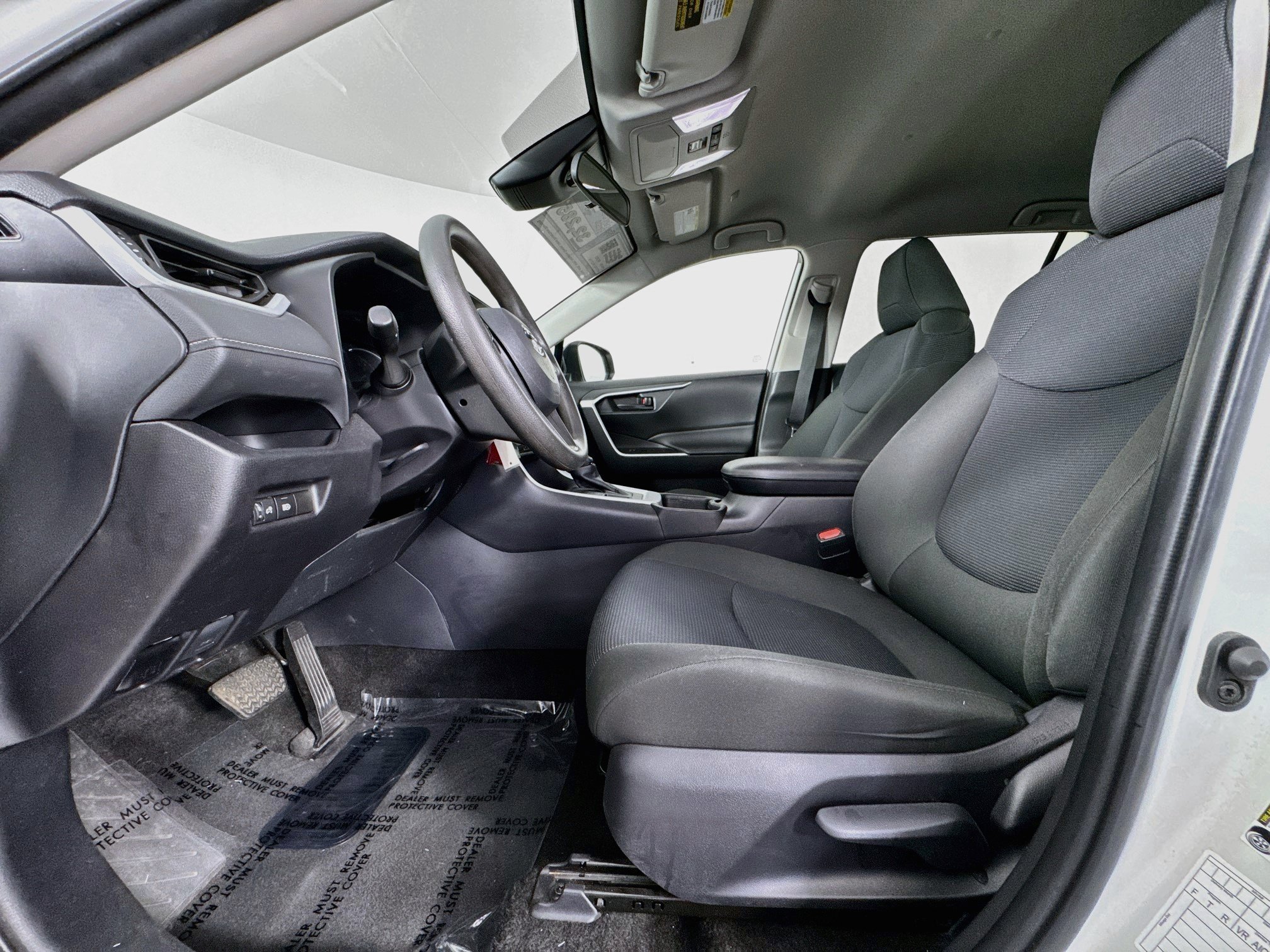 Certified 2025 Toyota RAV4 LE AWD/4WD image 19